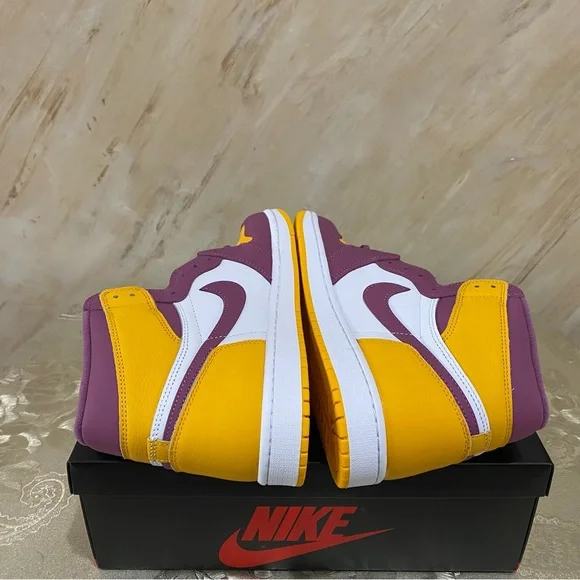 Air Jordan 1 Retro High OG